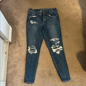 American Eagle Outfitters Women's Blue Distressed Jeans